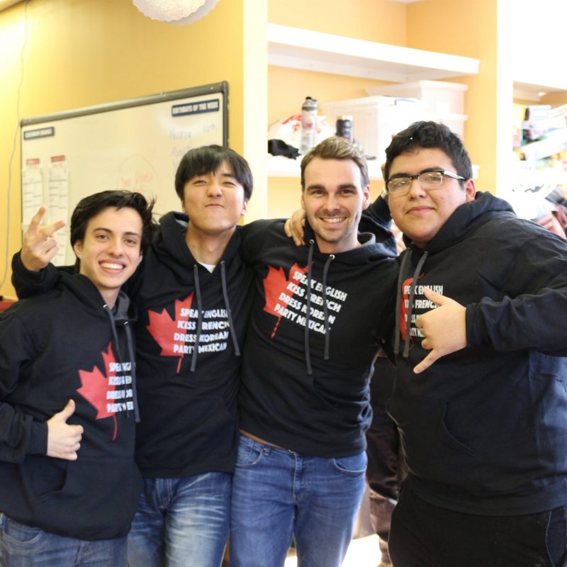 4 students from 4 countries at OEIG