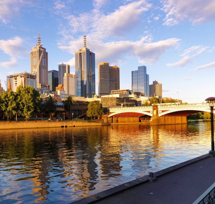 Yarra River view with scenic Melbourne skyline for Oxford International students