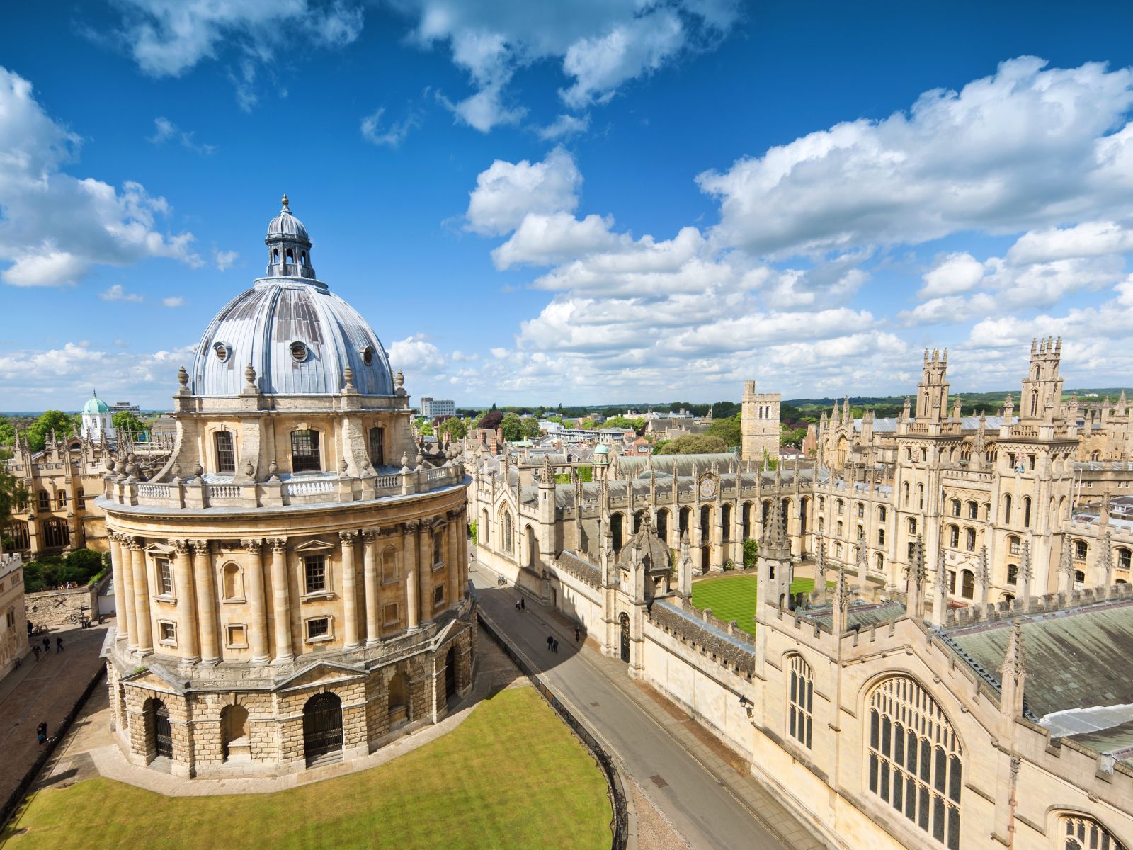 Oxford university campus overview