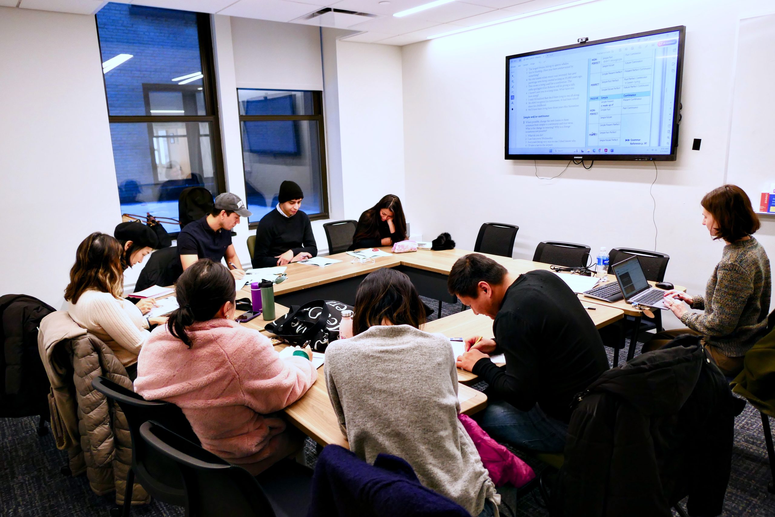 Students in classroom at Oxford International New York City