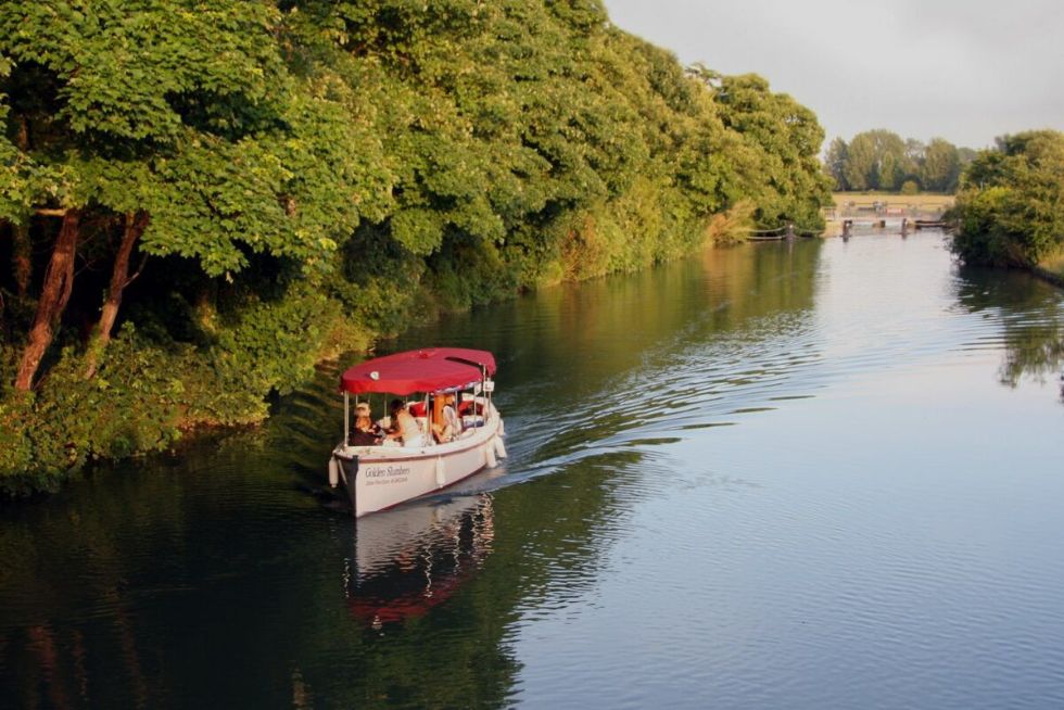 Explore Oxford with guided city tours